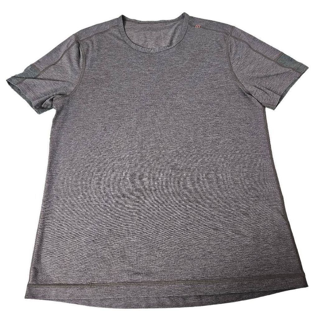 Lululemon men active t-shirt for women